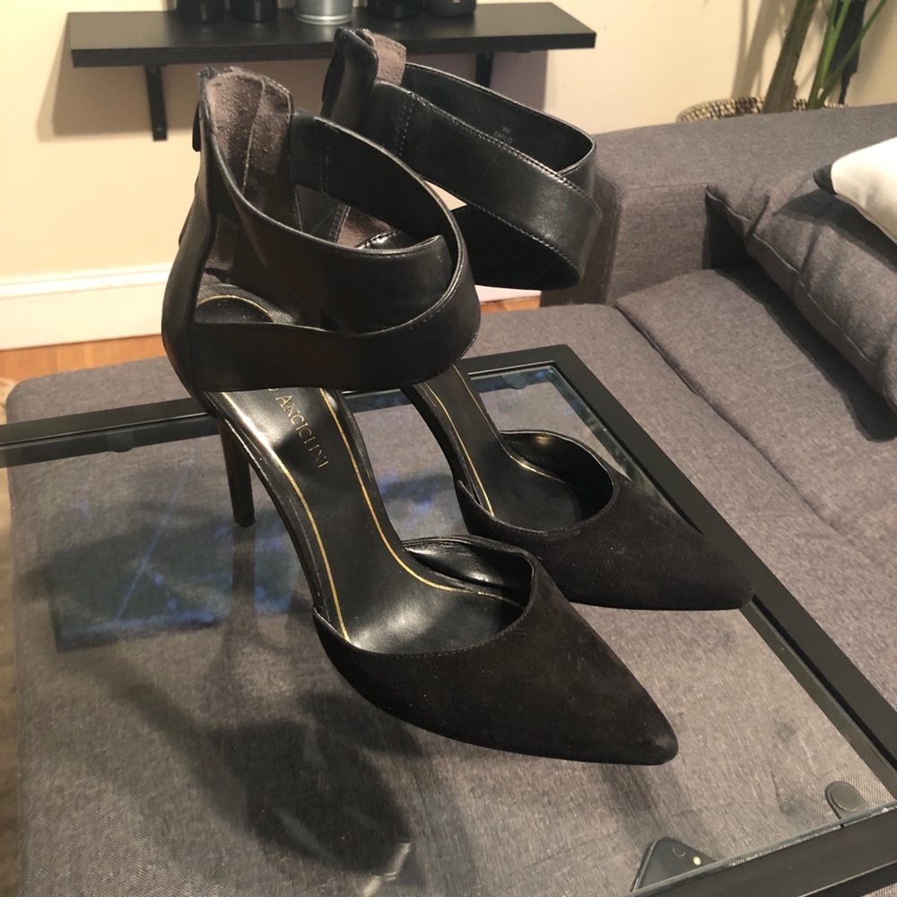 Black Enzo Anciolini Pumps